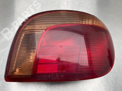 Used Right taillight Right taillight TOYOTA YARIS (_P1_) 1.5 (NCP13_, NCP13R) (106 hp) 10853161 10853161