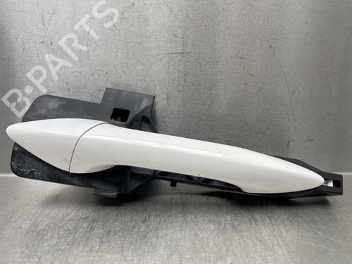 Used Rear left exterior door handle HYUNDAI i30 Estate (GD) 1.6 GDI (135 hp) 17032291