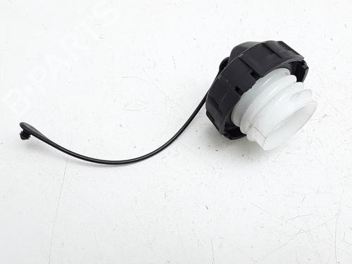 Used Fuel cap MITSUBISHI LANCER VIII Sportback (CX_A) 1.6 MIVEC (117 hp) 13171183