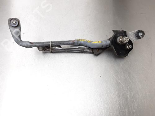Used Front wipers mechanism TOYOTA YARIS (_P13_) 1.0 (KSP130_, KSP130) (69 hp) 10845555