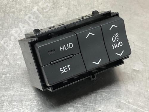 Used Switch TOYOTA PRIUS PLUS (_W4_) 1.8 Hybrid (ZVW40W, ZVW41W) (136 hp) 13495955