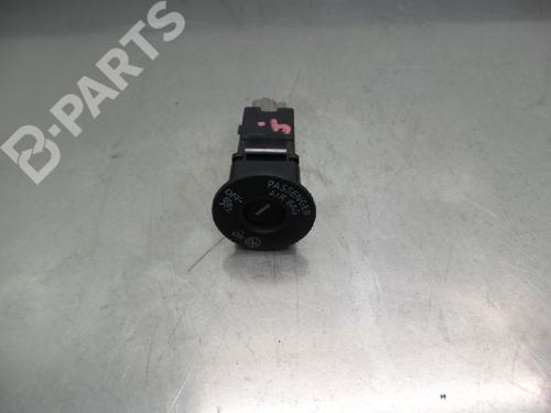 Used Switch Switch NISSAN NOTE (E12) 1.2 (80 hp) 10824987 10824987