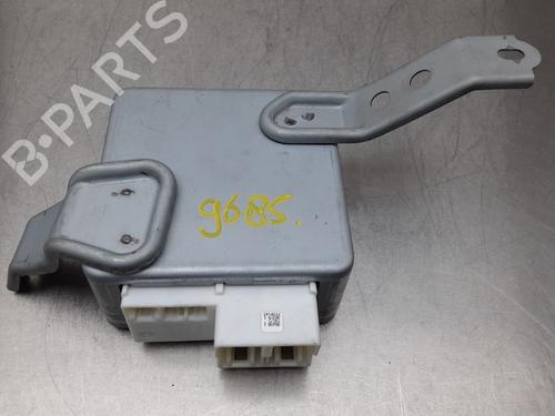 Computers Stuurbekrachtiging TOYOTA YARIS (_P1_) 1.3 (SCP12_, SCP13_, SCP12R, SCP13R) (87 hp) 10855365