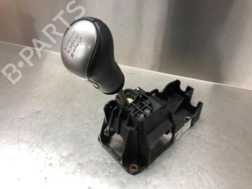 Used Gear lever NISSAN NOTE (E12) 1.2 (80 hp) 15219183