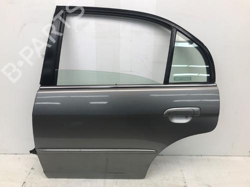 Used Left rear door Left rear door 16136052 16136052