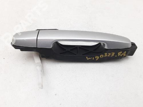 Used Rear right exterior door handle Rear right exterior door handle TOYOTA RAV 4 III (_A3_) 2.2 D 4WD (ALA30_, ALA30R) (177 hp) 10835879 10835879