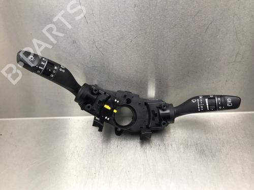 Used Steering column stalk HYUNDAI i30 Estate (PDE) 1.6 CRDi (110 hp) 17642349