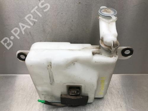 Used Washer pump TOYOTA LAND CRUISER 90 (_J9_) 3.0 TD (KZJ90_, KZJ95_, KZJ90R, KZJ95R, KZJ90W, KZJ95W) (125 hp) 13495841