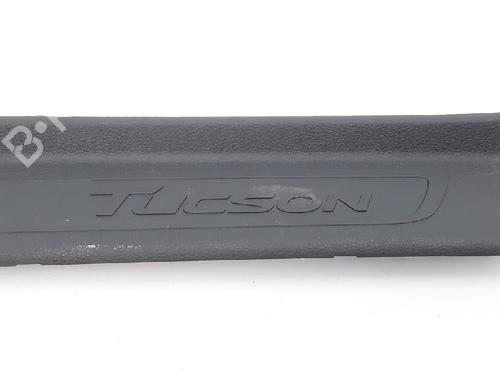 Door moulding trim HYUNDAI TUCSON (TL, TLE) 1.6 GDi | BP13170837C150 