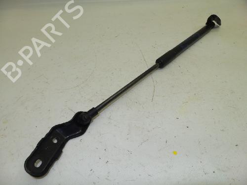Tailgate lift support TOYOTA YARIS (_P13_) 1.0 (KSP130_, KSP130) | BP13168442C138 