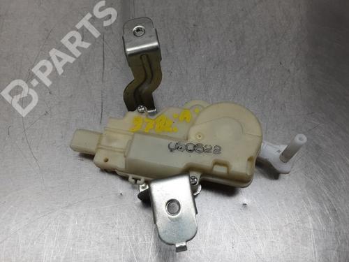 Used Tailgate lock Tailgate lock TOYOTA YARIS (_P9_) 1.3 VVT-i (SCP90_, SCP90R) (87 hp) 10856196 10856196