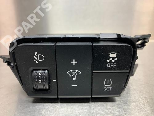 Used Switch Switch KIA RIO IV (YB, SC, FB) 1.0 T-GDI 100 (101 hp) 10843741 10843741