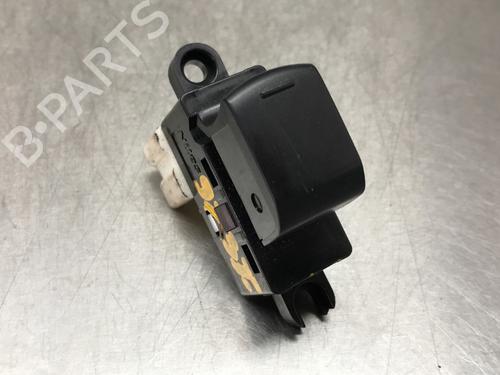 Used Switch NISSAN NOTE (E12) 1.2 (80 hp) 10854714