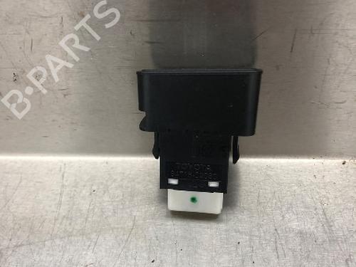 Switch TOYOTA AURIS Estate (_E18_) 1.8 Hybrid (ZWE186_, ZWE186R, ZWE186H) | BP36984738I30 - Image 2