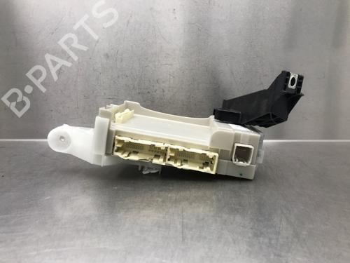 Fuse box TOYOTA AURIS (_E15_) 1.8 Hybrid (ZWE150_, ZWE150R) | BP33218242E1 - Image 3