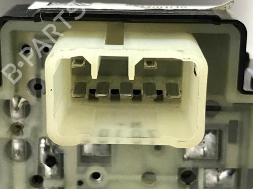 Switch HYUNDAI SONATA V (NF) 3.3 | BP15413775I30 
