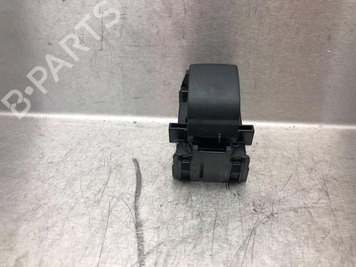Used Switch TOYOTA YARIS (_P21_, _PA1_, _PH1_) 1.5 Hybrid (MXPH11) (92 hp) 11819882
