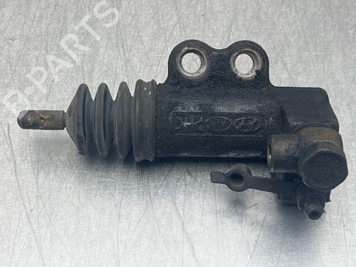 Used Clutch slave cylinder HYUNDAI i30 Estate (FD) 1.4 (109 hp) 16724739