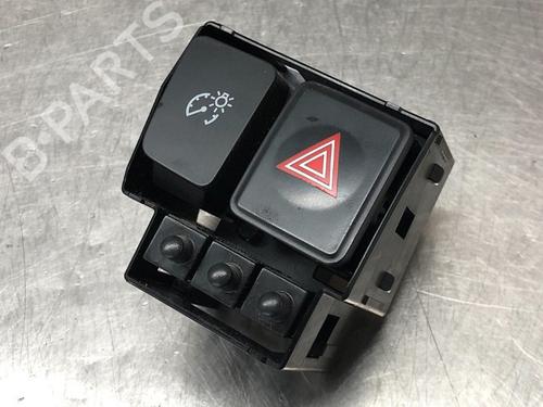 Used Warning switch TOYOTA PRIUS PLUS (_W4_) 1.8 Hybrid (ZVW40W, ZVW41W) (136 hp) 13495931