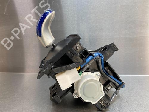 Gear lever TOYOTA AURIS (_E18_) 1.8 Hybrid (ZWE186_, ZWE186R) | BP10848124M90 