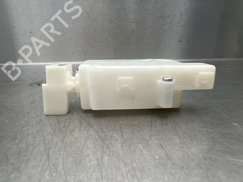 Fuel door actuator HONDA JAZZ III (GE_, GG_, GP_, ZA_) 1.3 i (GE6, GG3, GG6) | BP17978424E18 