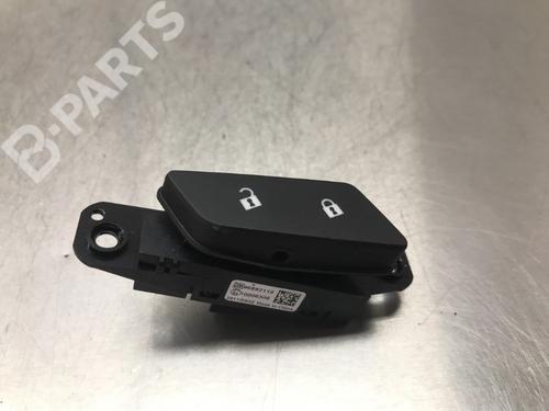 switch-chevrolet-aveo-hatchback-t300-13-d-96892119-2011-10859261 main image