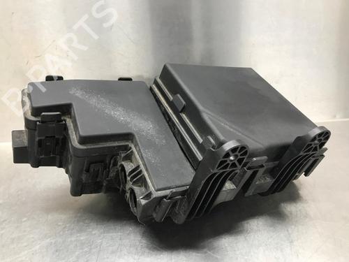 Used Air filter box NISSAN X-TRAIL III (T32_, T32R, T32RR) 1.6 DIG-T (T32) (163 hp) 17706505