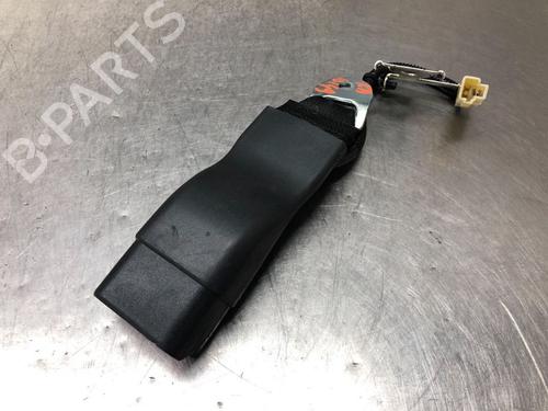 Used Seat buckle TOYOTA AURIS (_E18_) 1.4 D-4D (NDE180_, NDE180R) (90 hp) 15375380