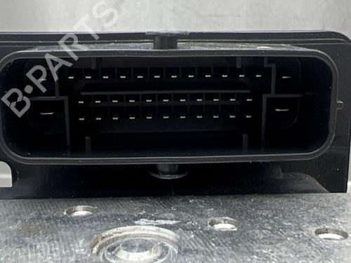 ABS pump HYUNDAI i30 Estate (GD) 1.6 GDI | BP17642111M43