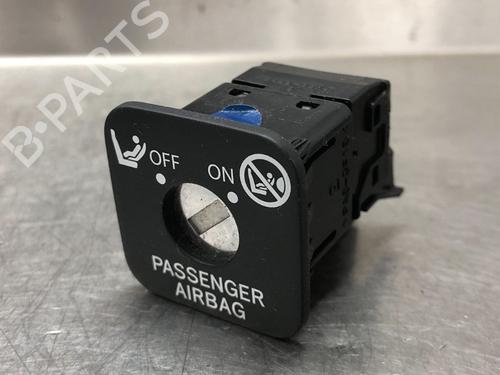 Used Switch LEXUS IS II (_E2_) 250 (GSE20) (208 hp) 11802632