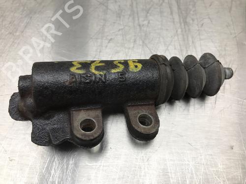 Clutch slavesylinder TOYOTA COROLLA Estate (_E12_) 1.6 VVT-i (ZZE121_, ZZE121R) (110 hp) 13177626