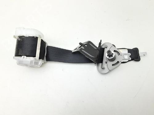Used Rear center seatbelt TOYOTA YARIS (_P13_) 1.3 (NSP130_, NSP130) (99 hp) 13174695