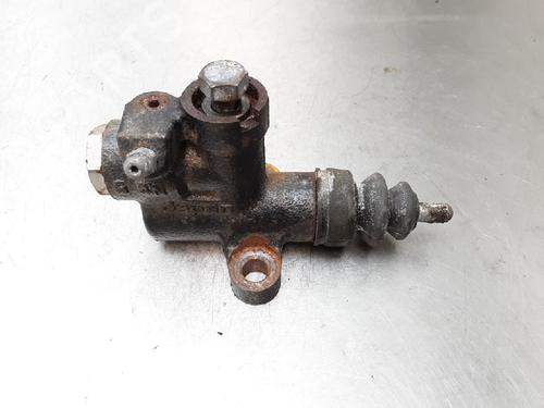 Used Clutch slave cylinder SUBARU FORESTER (SH_) 2.0 D AWD (SHH, SHD, SHN) (147 hp) 13176611