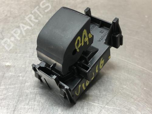 Used Switch TOYOTA YARIS (_P21_, _PA1_, _PH1_) 1.5 Hybrid (MXPH11) (92 hp) 11874292