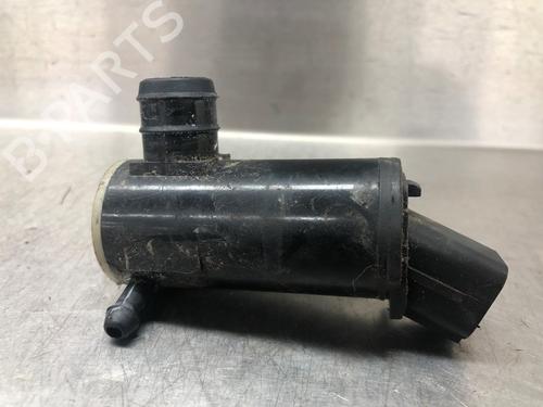 Used Washer pump Washer pump HYUNDAI ix35 (LM, EL, ELH) 2.0 (163 hp) 15541736 15541736