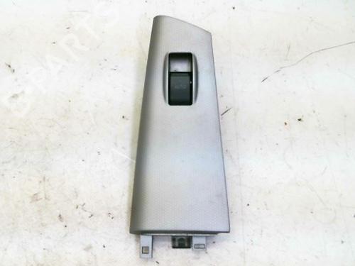 Used Switch TOYOTA COROLLA (_E12_) 1.6 VVT-i (ZZE121_, ZZE121R) (110 hp) 10823134