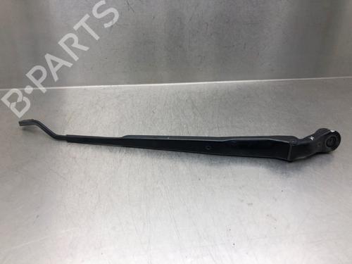 Used Front windshield wiper arm LEXUS SC Convertible (UZZ40_) 430 (UZZ40_, UZZ40R) (286 hp) 16724968