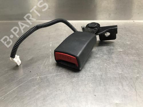 Used Seat buckle HYUNDAI i30 (GD) 1.6 CRDi (128 hp) 16734500