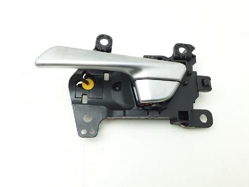 Used Rear left exterior door handle Rear left exterior door handle HYUNDAI TUCSON (TL, TLE) 1.6 GDi (132 hp) 10841303 10841303