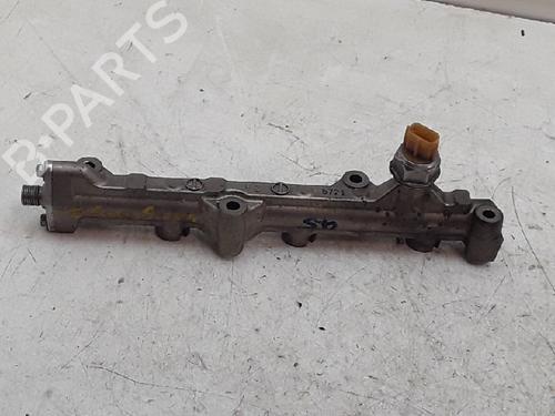 Used Injection rail NISSAN MICRA IV (K13K, K13KK) 1.2 DIG-S (98 hp) 10833826