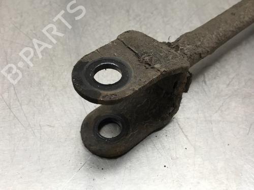 Right rear suspension arm KIA SPORTAGE II (JE_, KM_) 2.7 V6 4WD | BP13180636M15 