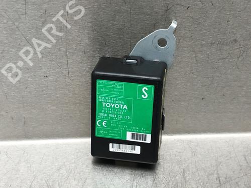 Used Electronic module TOYOTA RAV 4 III (_A3_) 2.0 4WD (ACA30_, ACA30R) (152 hp) 19120942