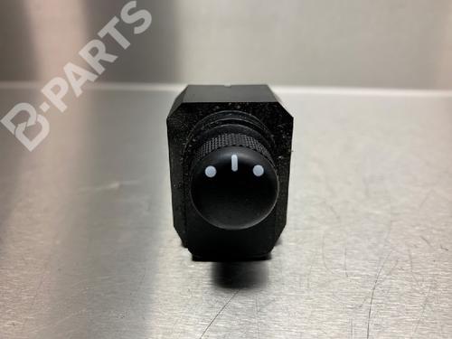 Used Switch Switch SUZUKI SWIFT IV (FZ, NZ) 1.2 (AZG412, ZC72S) (90 hp) 10842308 10842308