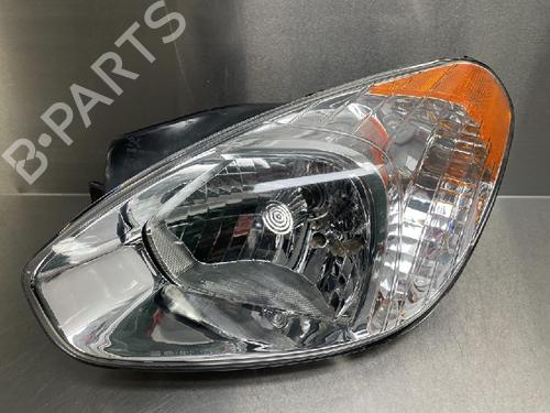 Used Left headlight HYUNDAI ACCENT III Saloon (MC) 1.6 GLS (112 hp) 10852171