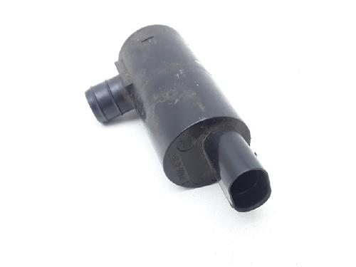 Washer pump TOYOTA YARIS (_P9_) 1.33 VVT-i (NSP90_, NSP90R) | BP13172556E24 