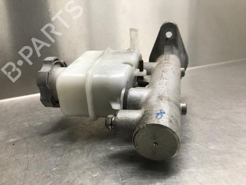 Brake master cylinder HYUNDAI SANTA FÉ I (SM) 2.0 | BP16733864M77 