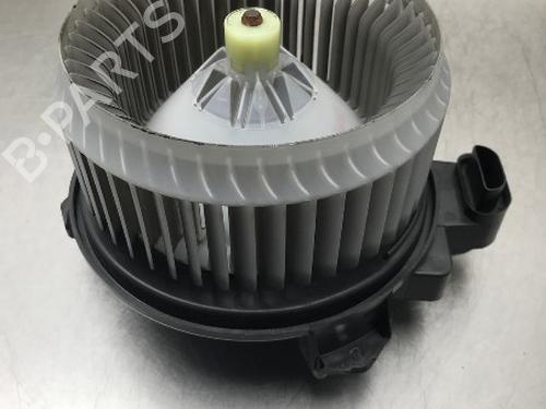 Used Heater blower motor Heater blower motor TOYOTA AURIS Estate (_E18_) 1.8 Hybrid (ZWE186_, ZWE186R, ZWE186H) (136 hp) 20985796 20985796