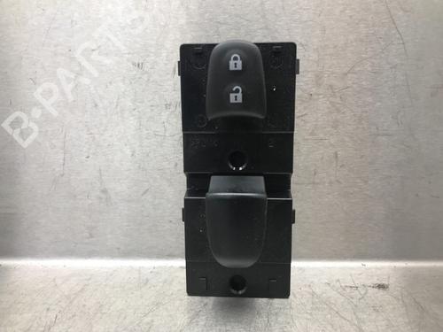 Used Switch NISSAN JUKE (F15) 1.6 (117 hp) 12250506