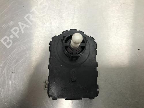 Used Headlight adjuster motor LEXUS IS C (GSE2_) 250 (GSE20) (208 hp) 13179027