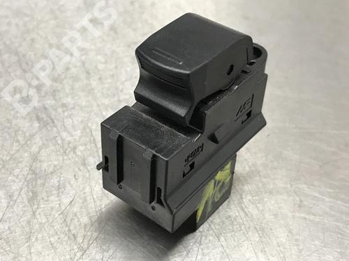 switch-suzuki-celerio-lf-10-avk310-s22085-2014-10857450 main image